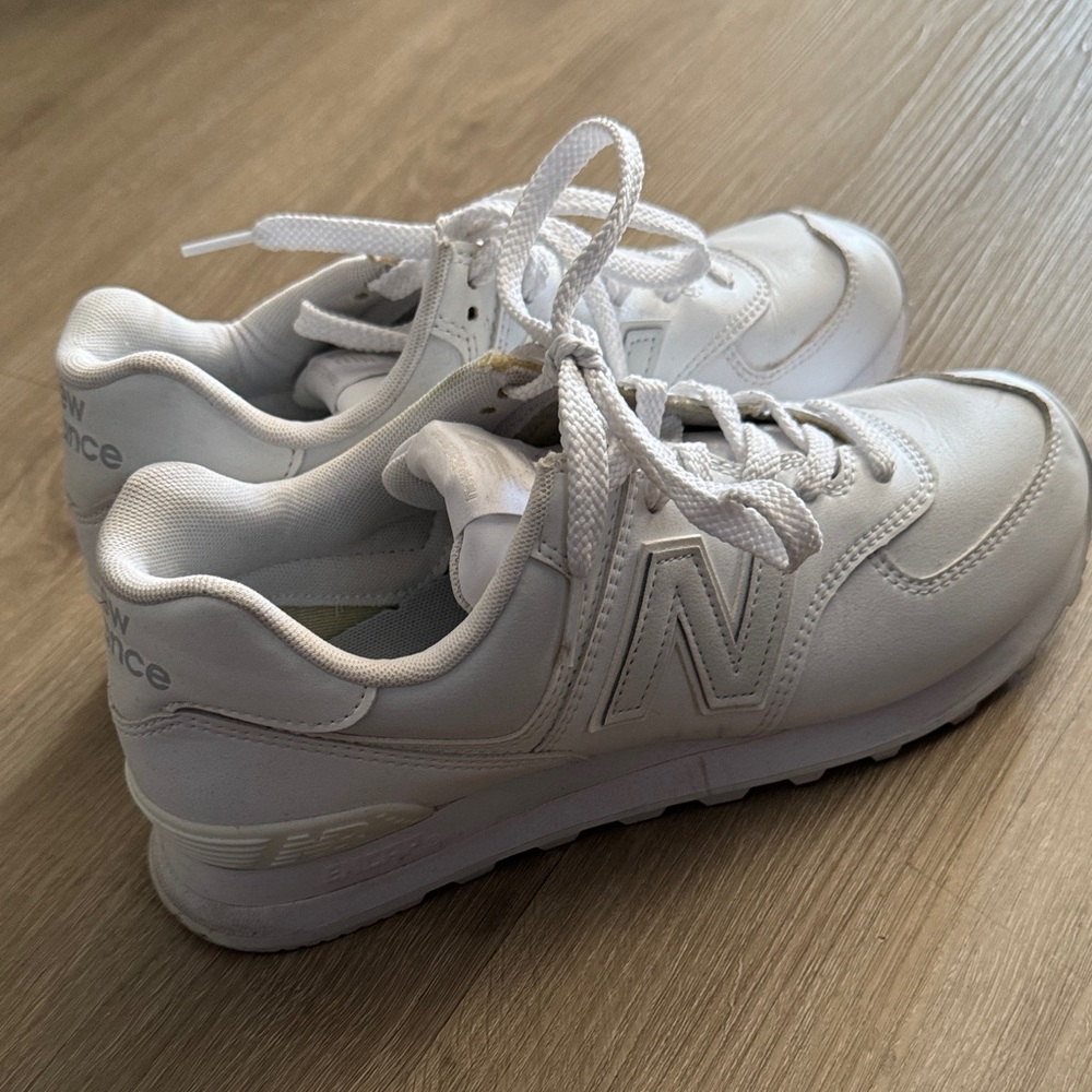 New Balance 574 Classic White Athletic Shoes